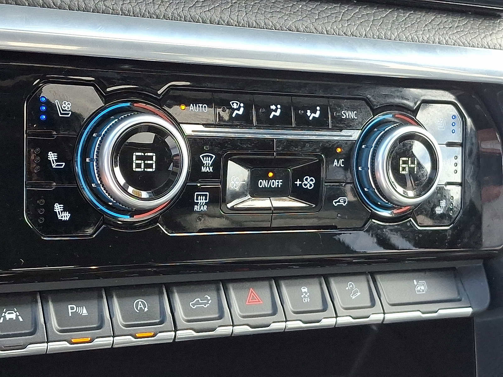 Used 2022 GMC Sierra 1500 Denali w/ Denali Reserve Package image 17