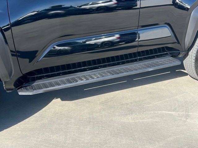 Used 2025 Toyota 4Runner SR5 image 9