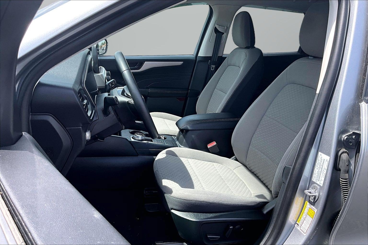 Used 2022 Ford Escape SE w/ Convenience Package AWD/4WD image 16