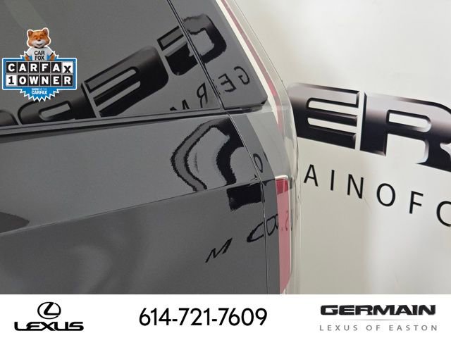 Used 2023 Cadillac Escalade ESV Premium Luxury image 17