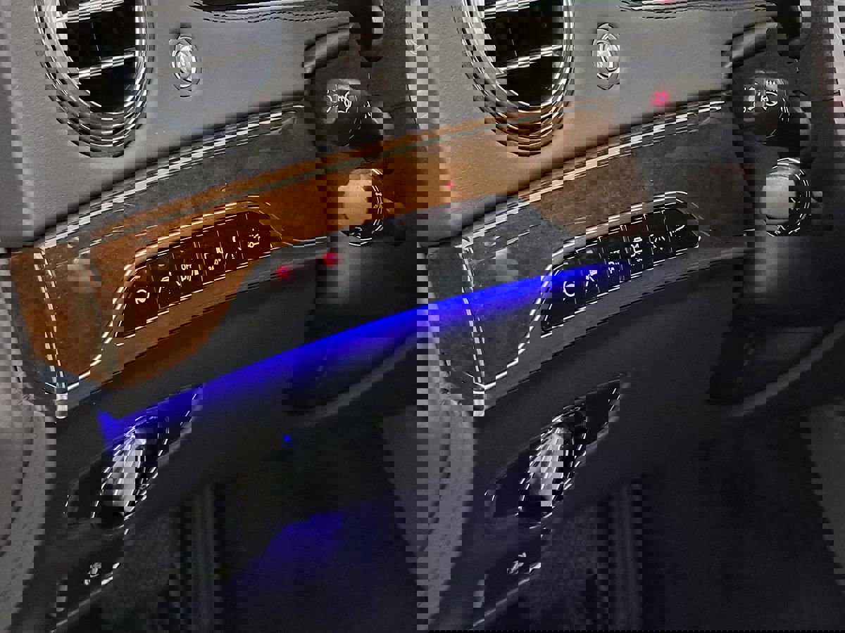 Used 2016 Mercedes-Benz Maybach S 600 image 27