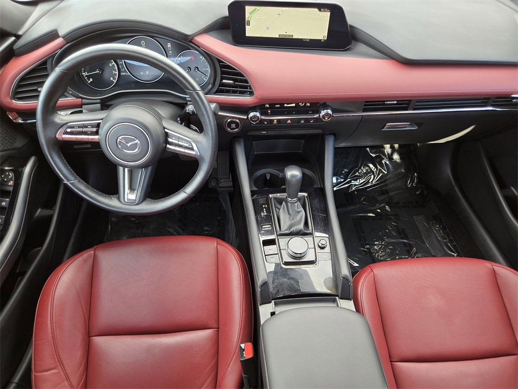 Used 2021 MAZDA MAZDA3 Hatchback w/Premium Plus Pkg image 26