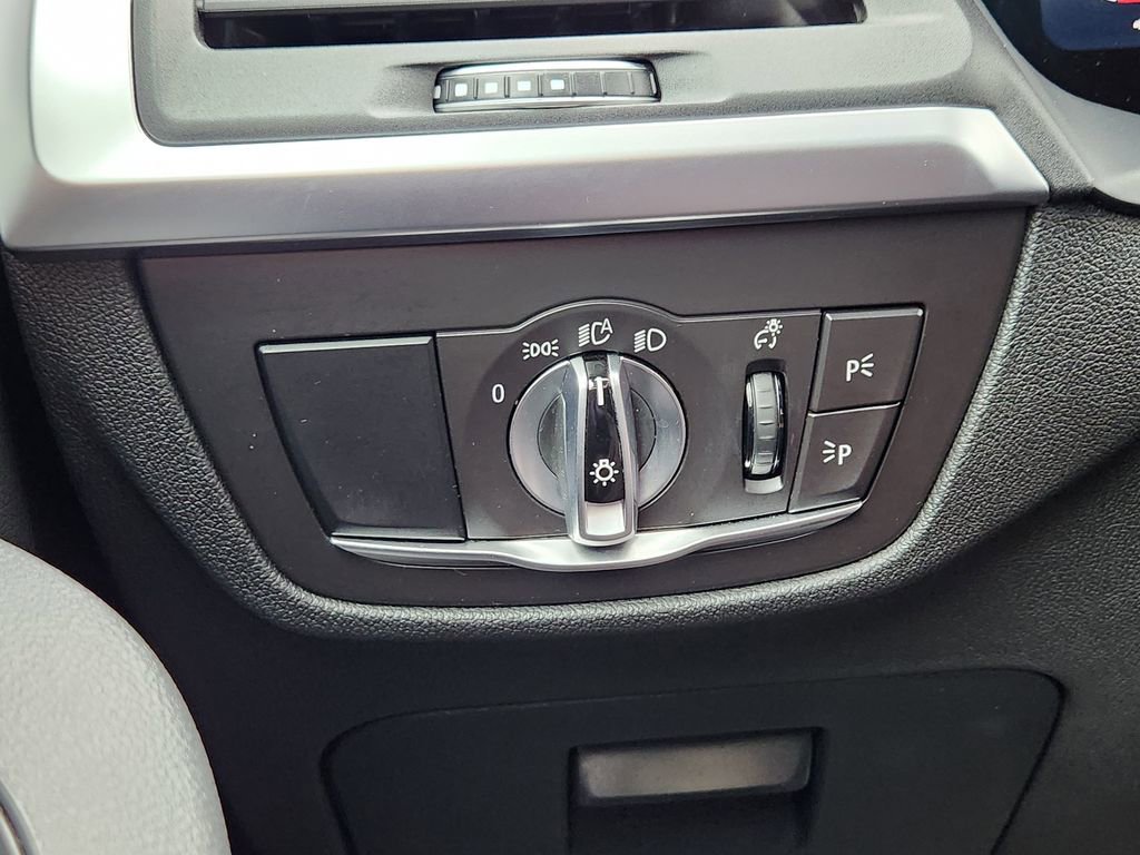 Used 2024 BMW X3 xDrive30i image 12