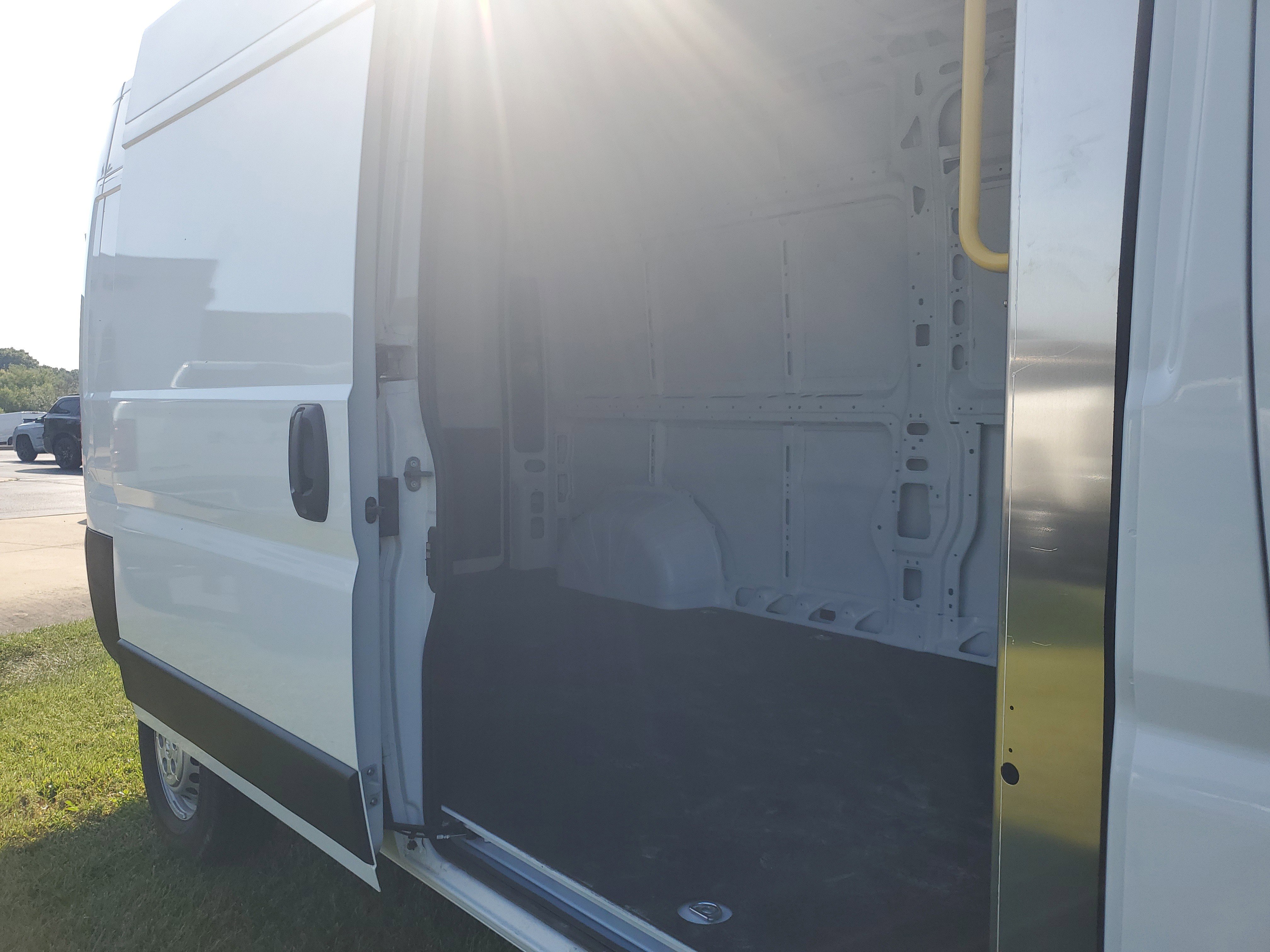 Used 2025 RAM ProMaster 2500 image 22