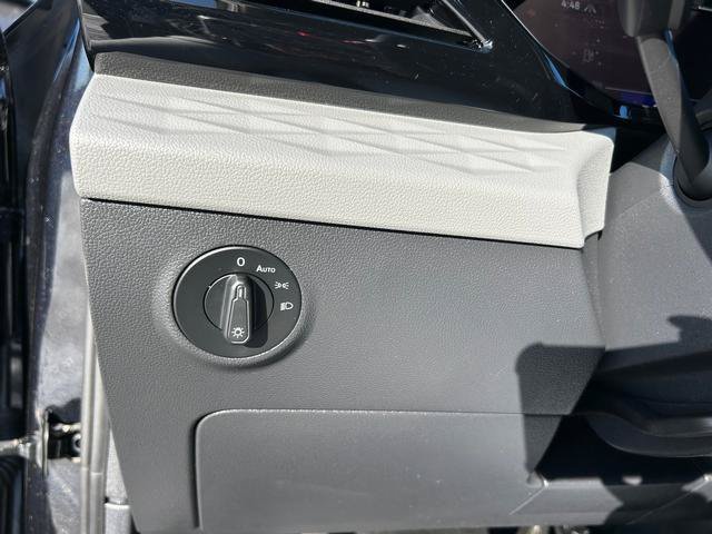 Used 2022 Volkswagen Taos S AWD/4WD image 21