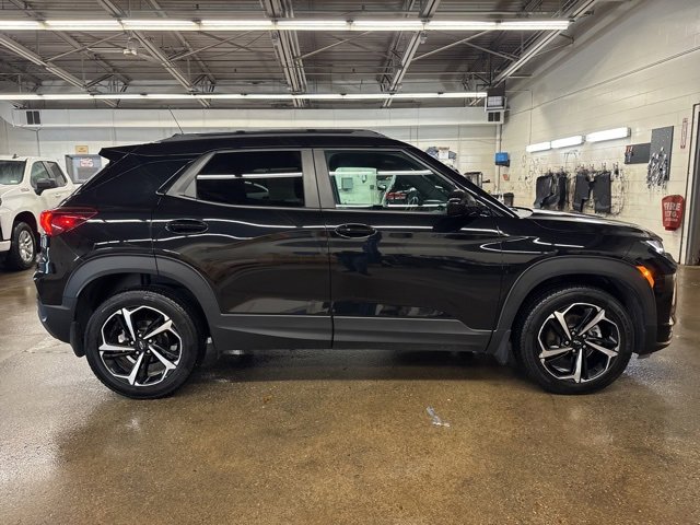 Used 2021 Chevrolet TrailBlazer RS w/ Sun and Liftgate Package image 7