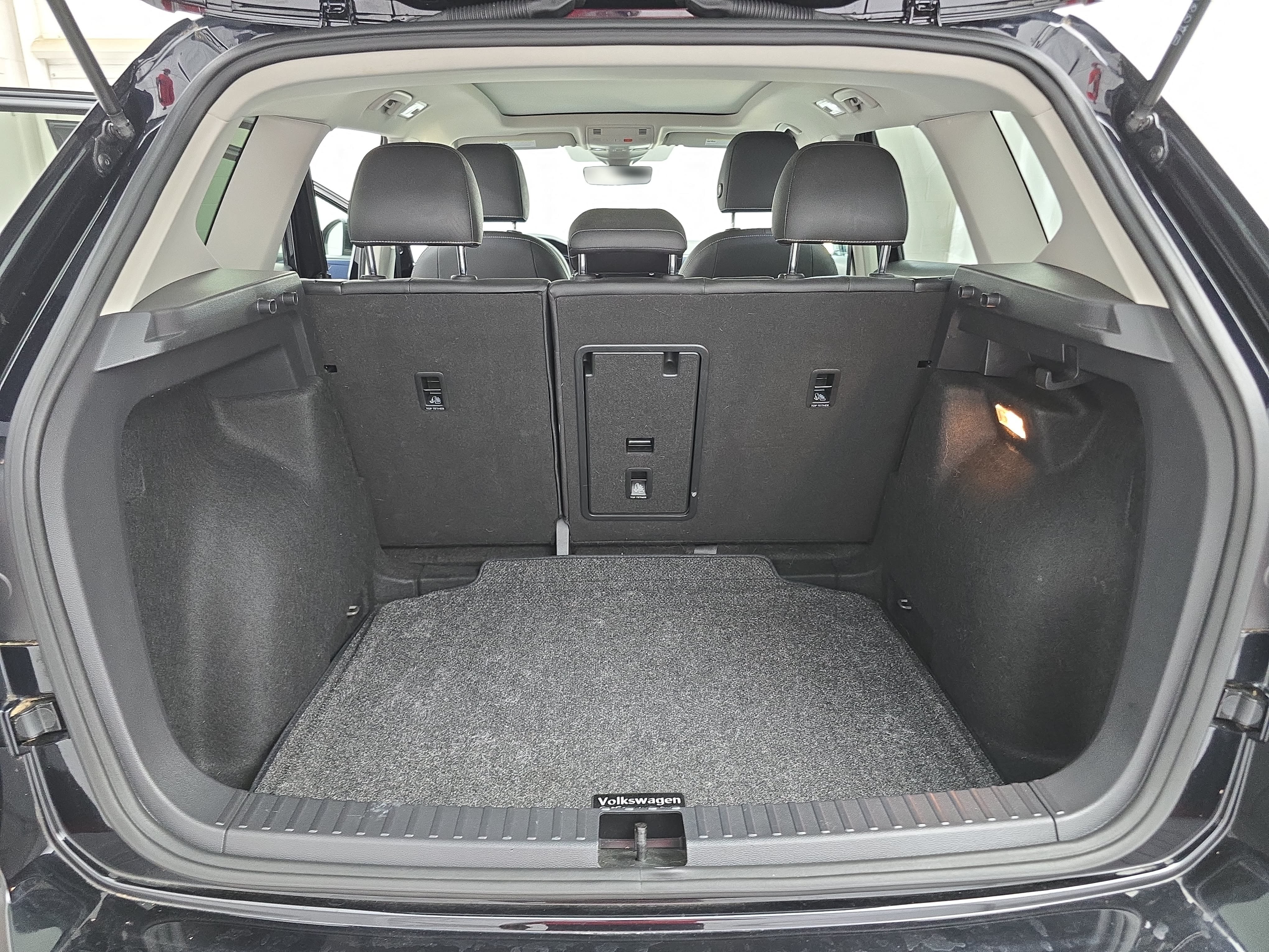 Certified 2023 Volkswagen Taos SE FWD image 12