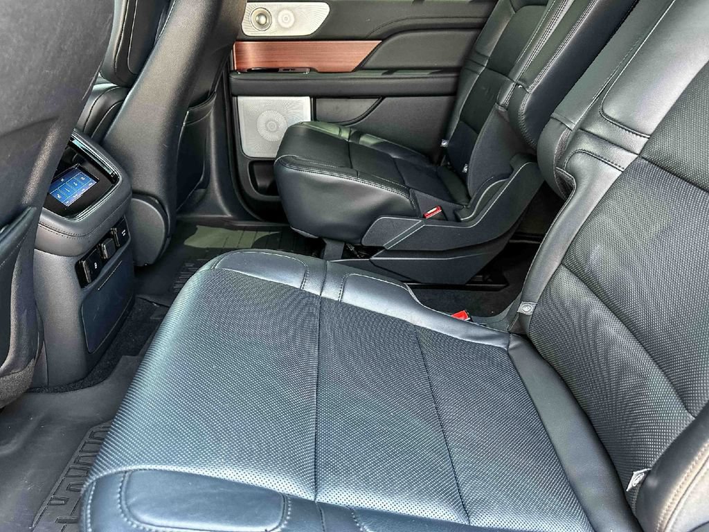 Used 2024 Lincoln Navigator L Reserve AWD/4WD image 20