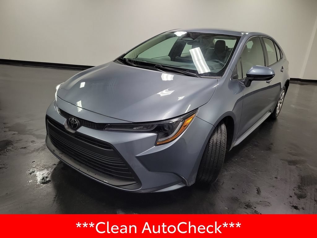 Used 2024 Toyota Corolla LE FWD image 4