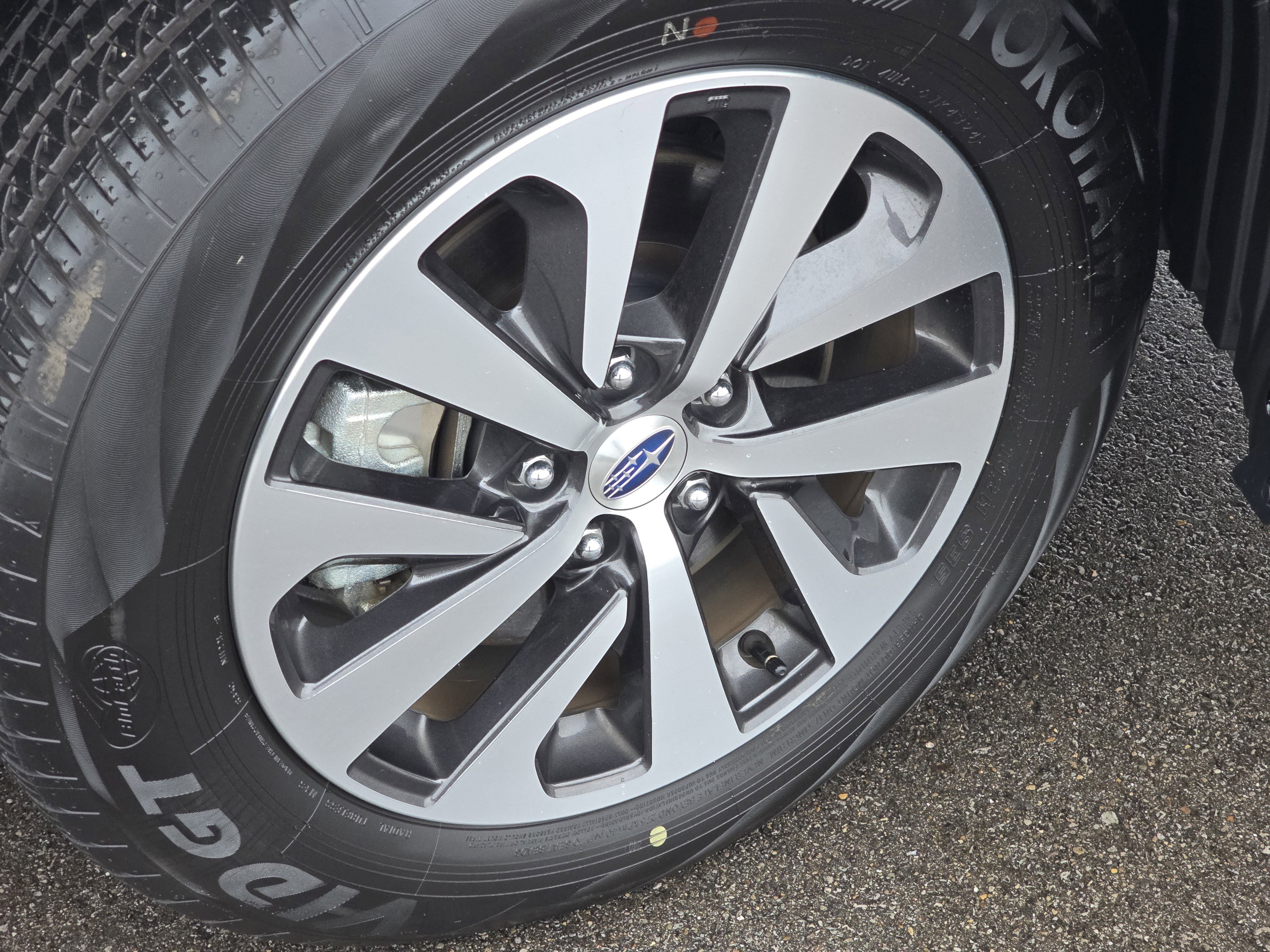 Certified 2025 Subaru Outback Premium w/ Popular Package #1A image 13