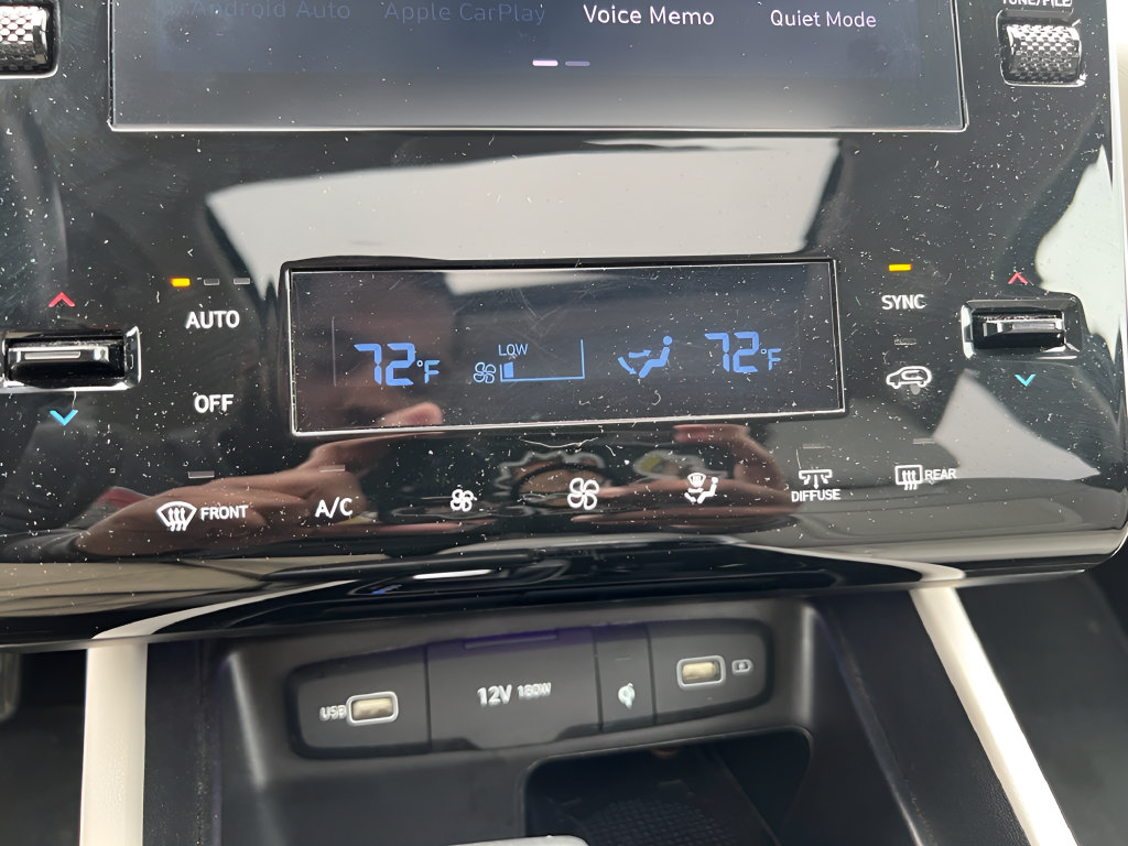 Used 2022 Hyundai Tucson SEL w/ Convenience + Premium Package AWD/4WD image 26