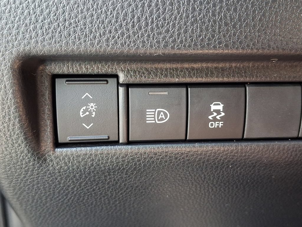 Used 2023 Toyota Venza Nightshade AWD/4WD image 26