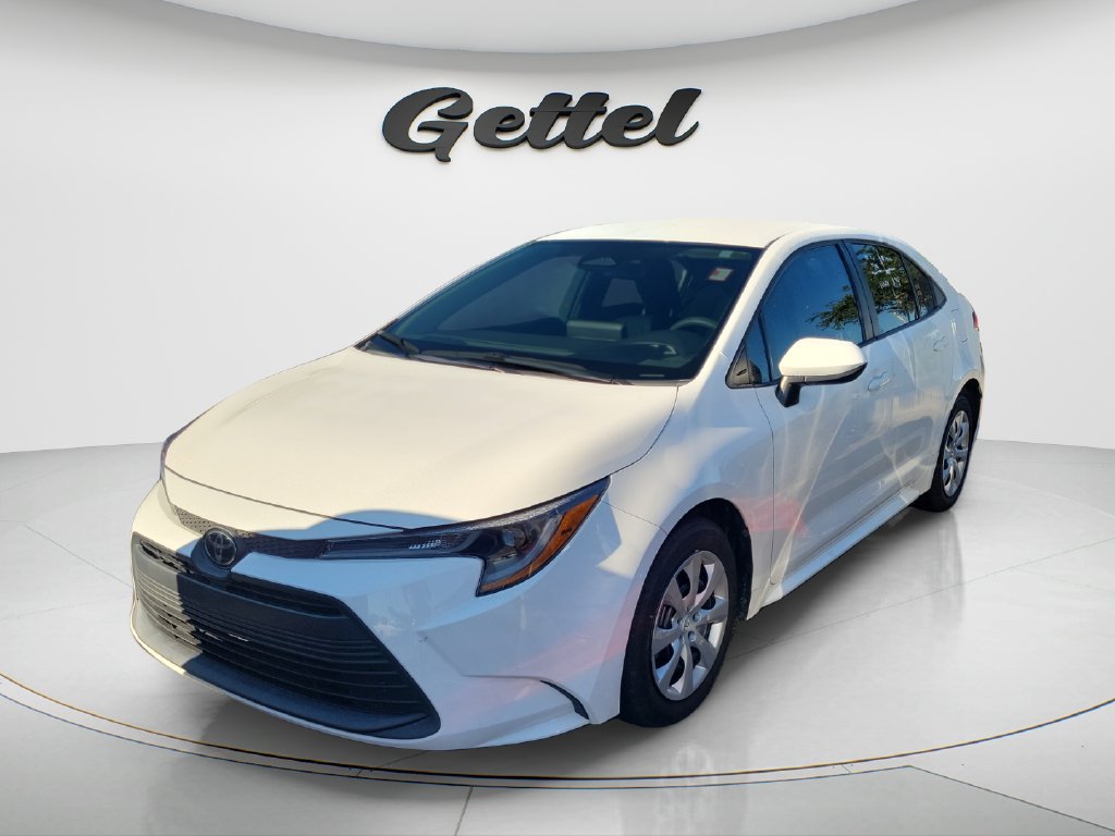 Used 2025 Toyota Corolla LE