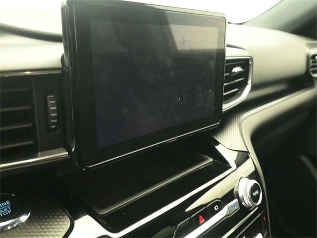 Used 2022 Ford Explorer ST-Line w/ Class IV Trailer Tow Package image 16