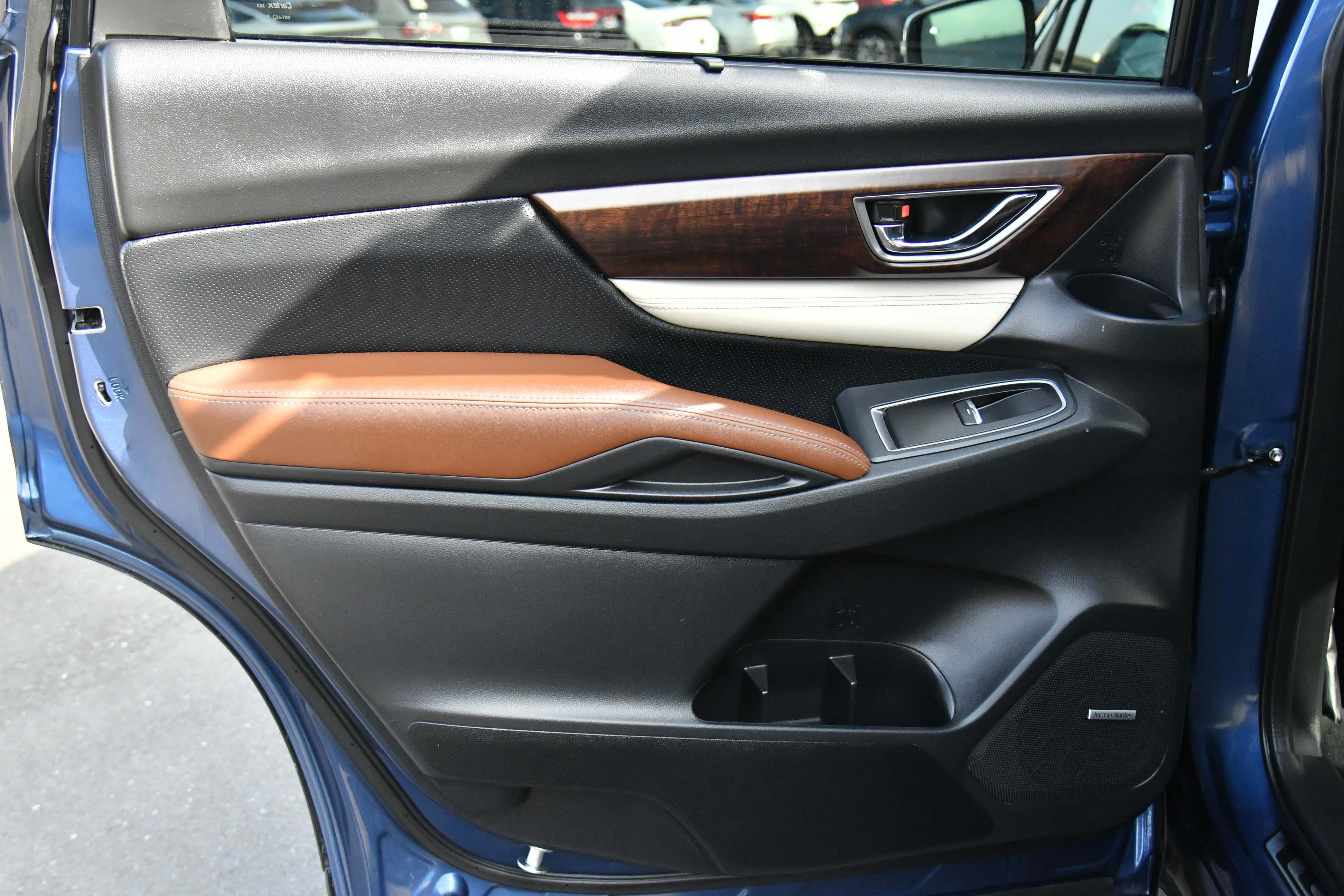 Used 2022 Subaru Ascent Touring image 38