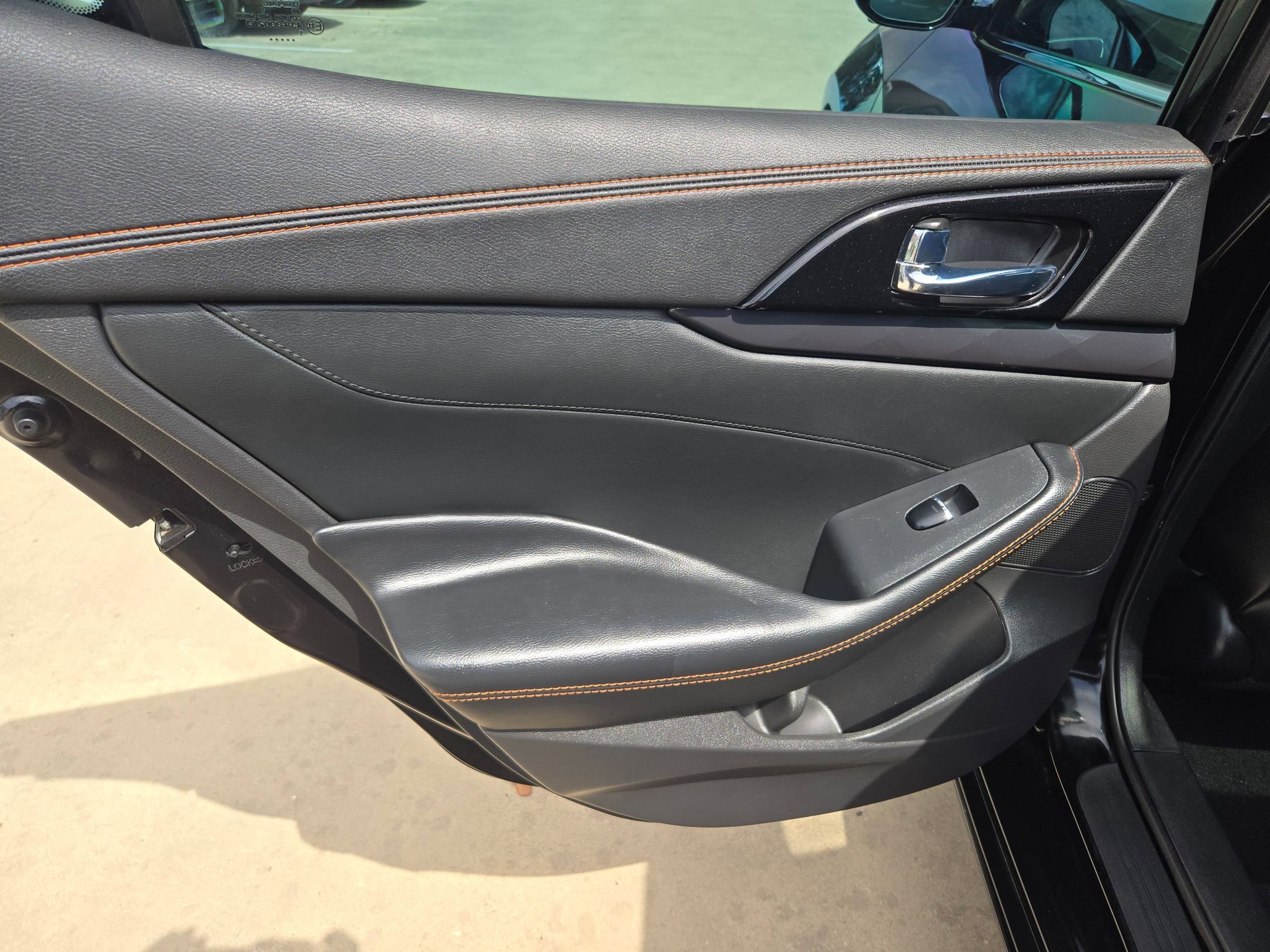 Used 2021 Nissan Maxima SR w/ Sport Mat Group FWD image 15