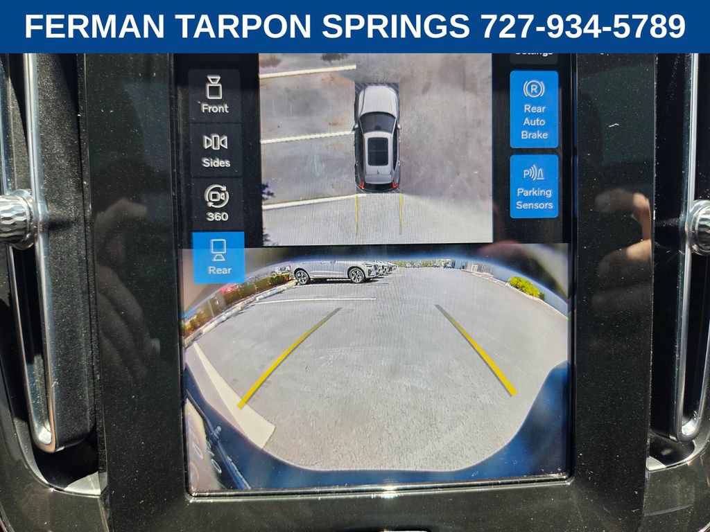 Certified 2024 Volvo XC40 B5 Plus w/ Protection Package Premier AWD/4WD image 26