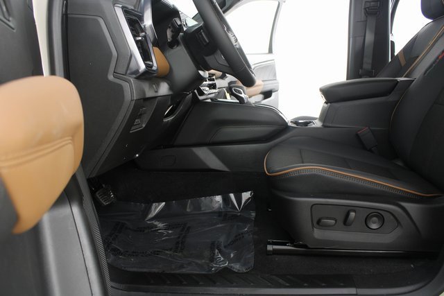 New 2026 GMC Canyon AT4 image 15