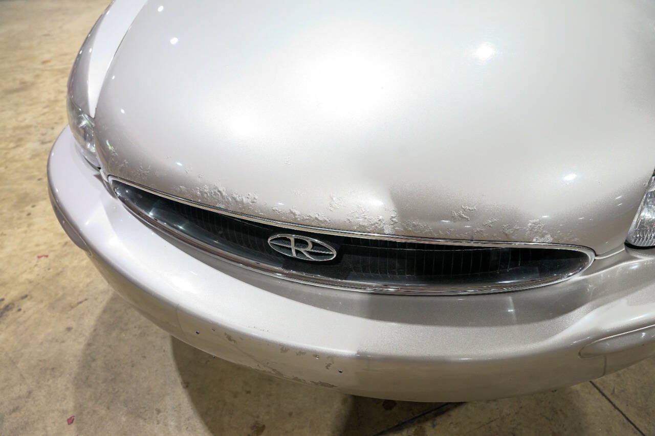 Used 1996 Buick Riviera Supercharged Coupe FWD image 33