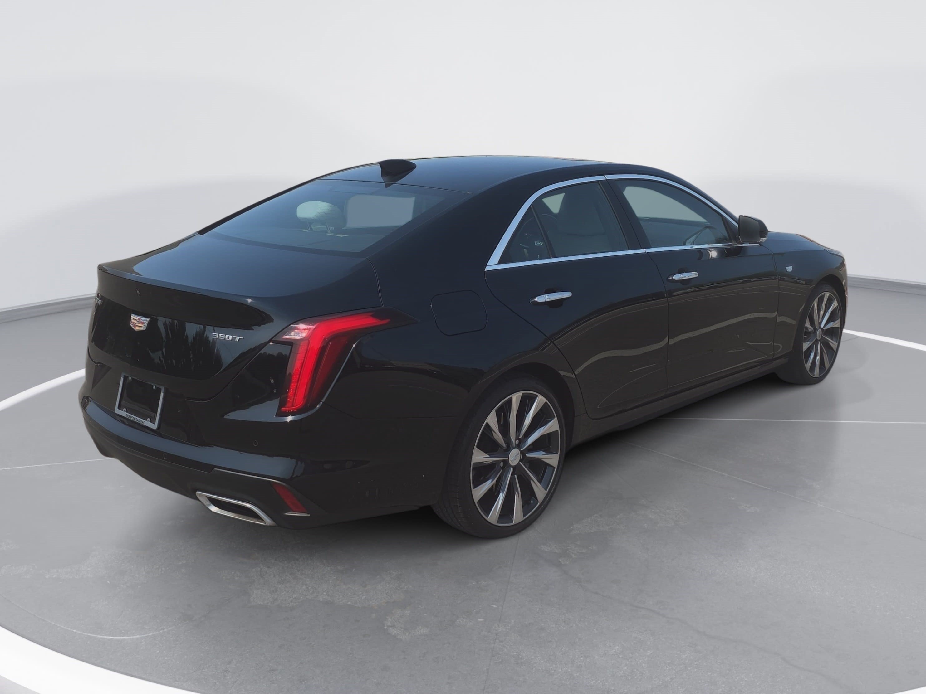 Certified 2023 Cadillac CT4 Luxury w/ Sun And Sound Package RWD image 3