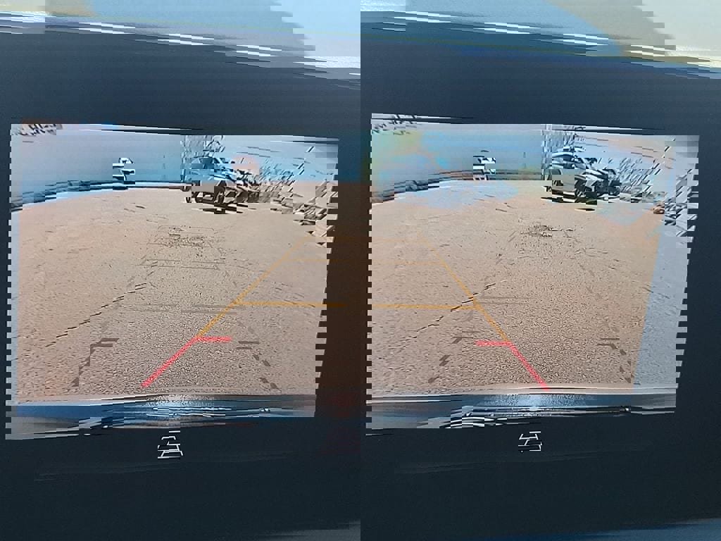 Used 2025 Buick Encore GX Preferred image 18