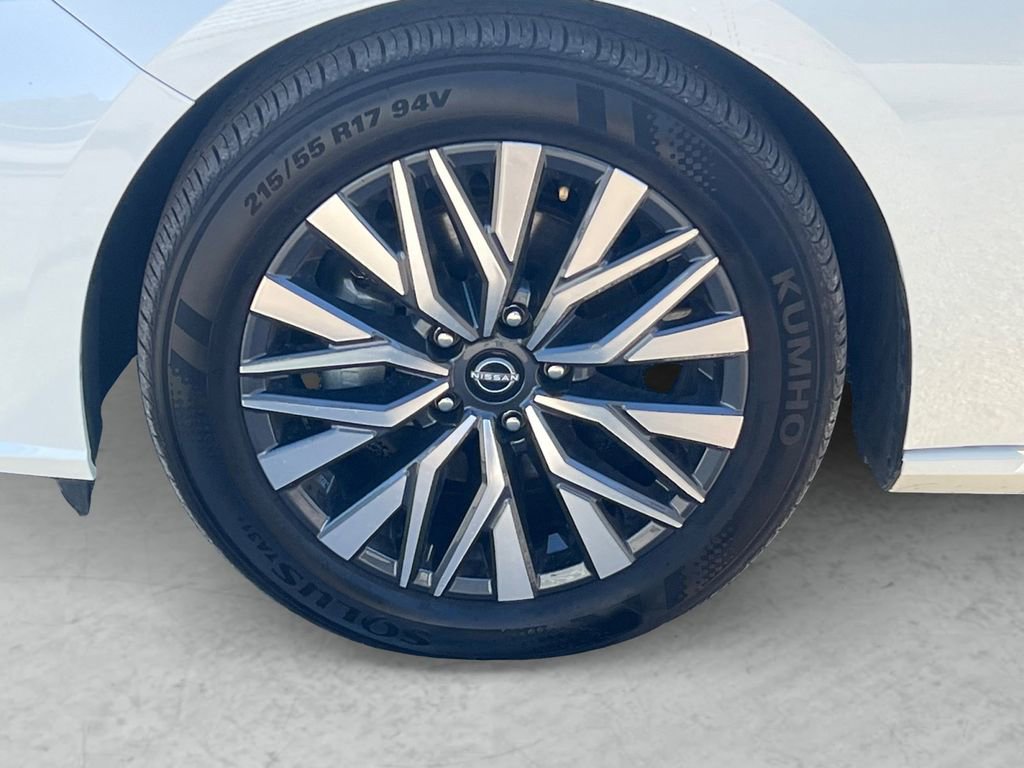 Certified 2025 Nissan Altima 2.5 SV image 23