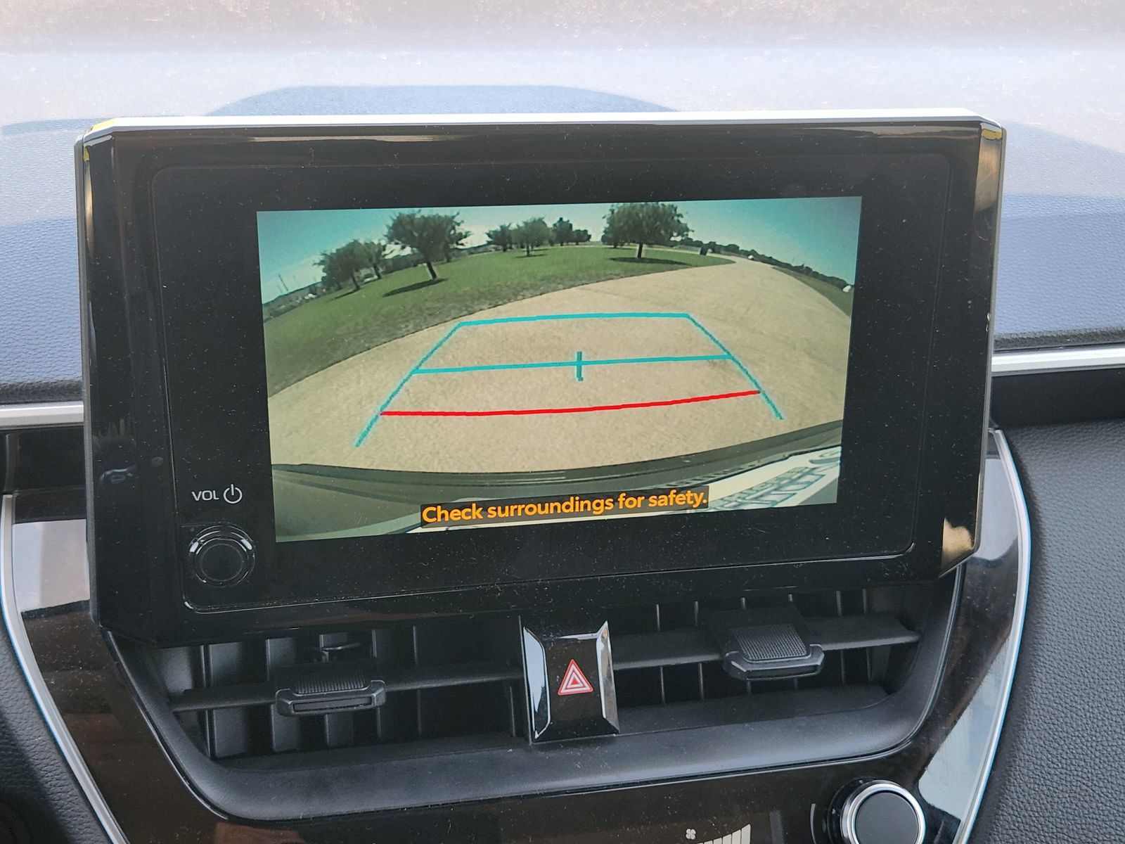 Used 2024 Toyota Corolla Cross LE FWD image 21