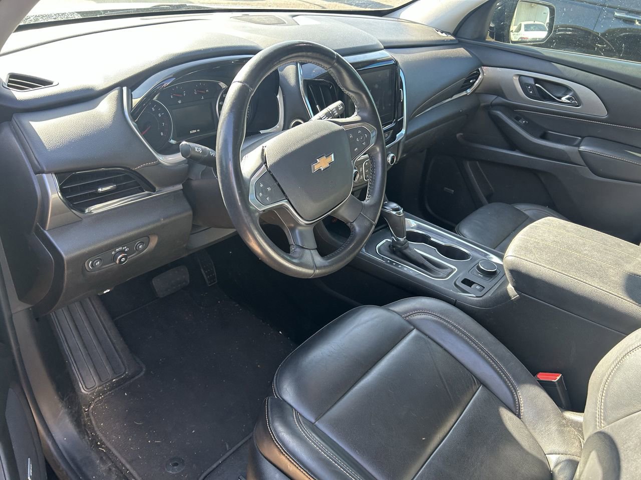 Used 2018 Chevrolet Traverse RS w/ LPO, Cargo Package FWD image 11