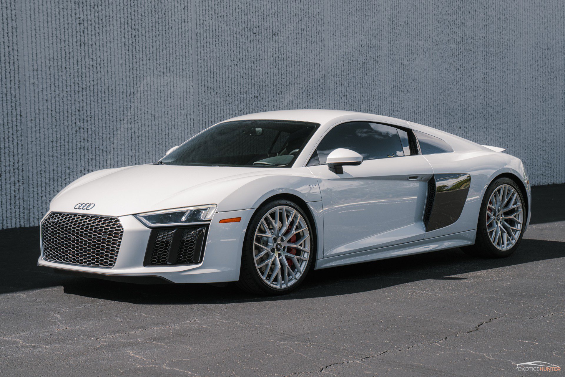 Used 2017 Audi R8 V10