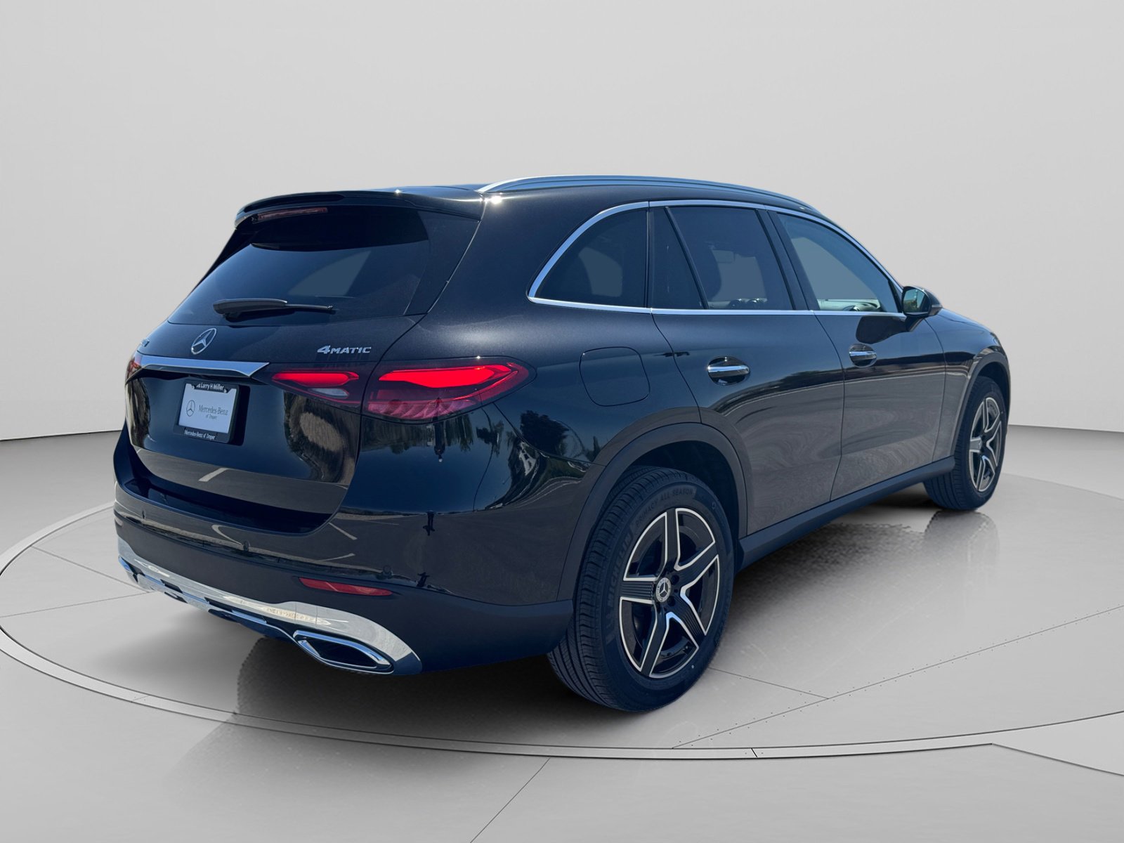 New 2026 Mercedes-Benz GLC 300 4MATIC image 5