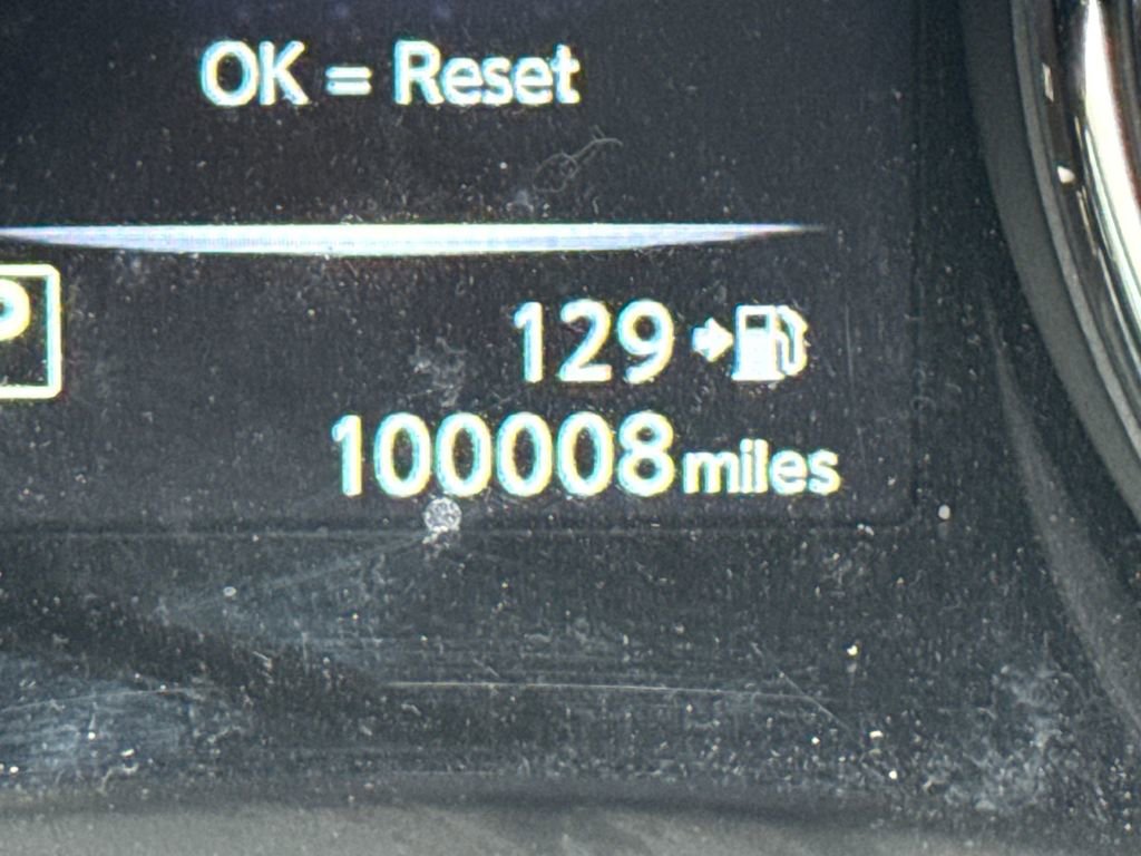 Used 2017 Nissan Rogue SL w/ SL Premium Package image 20