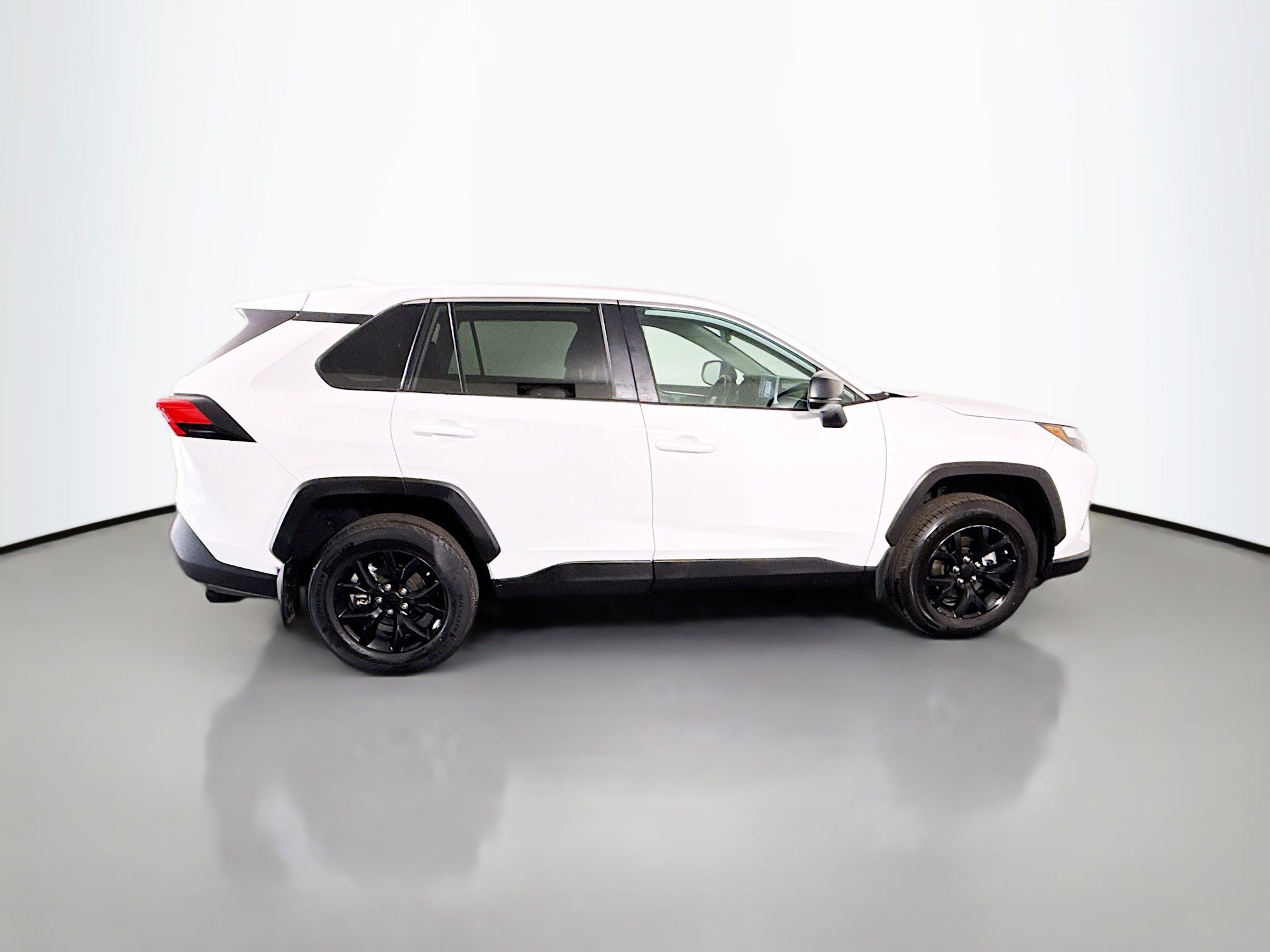 Used 2023 Toyota RAV4 LE image 11