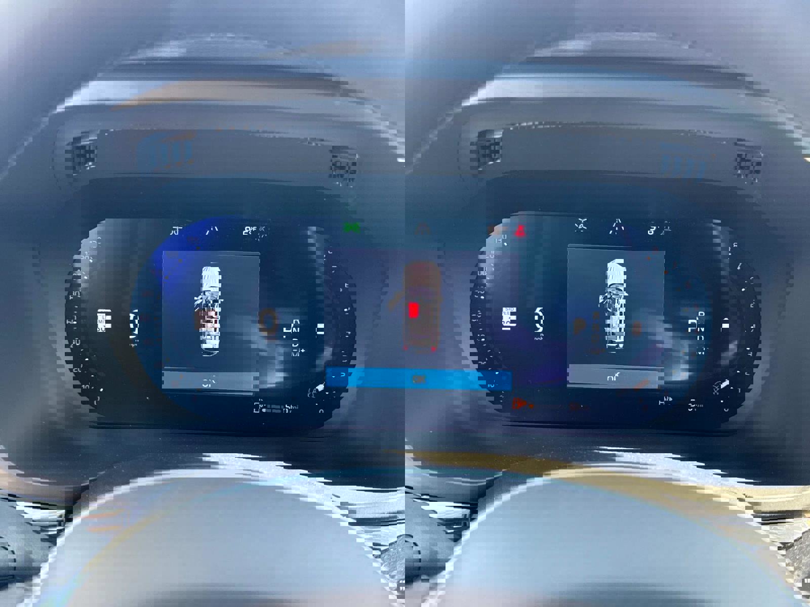 New 2026 Volvo XC60 B5 Plus w/ Climate Package image 28