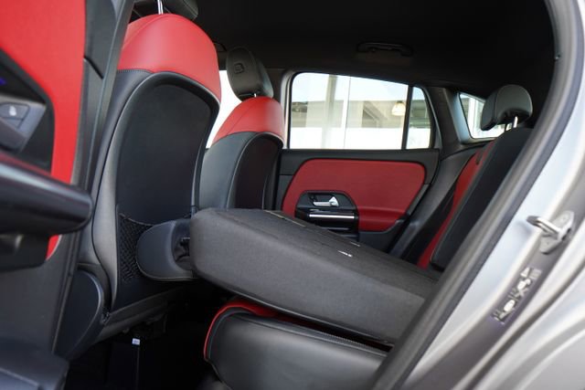 Certified 2022 Mercedes-Benz GLA 35 AMG 4MATIC image 31