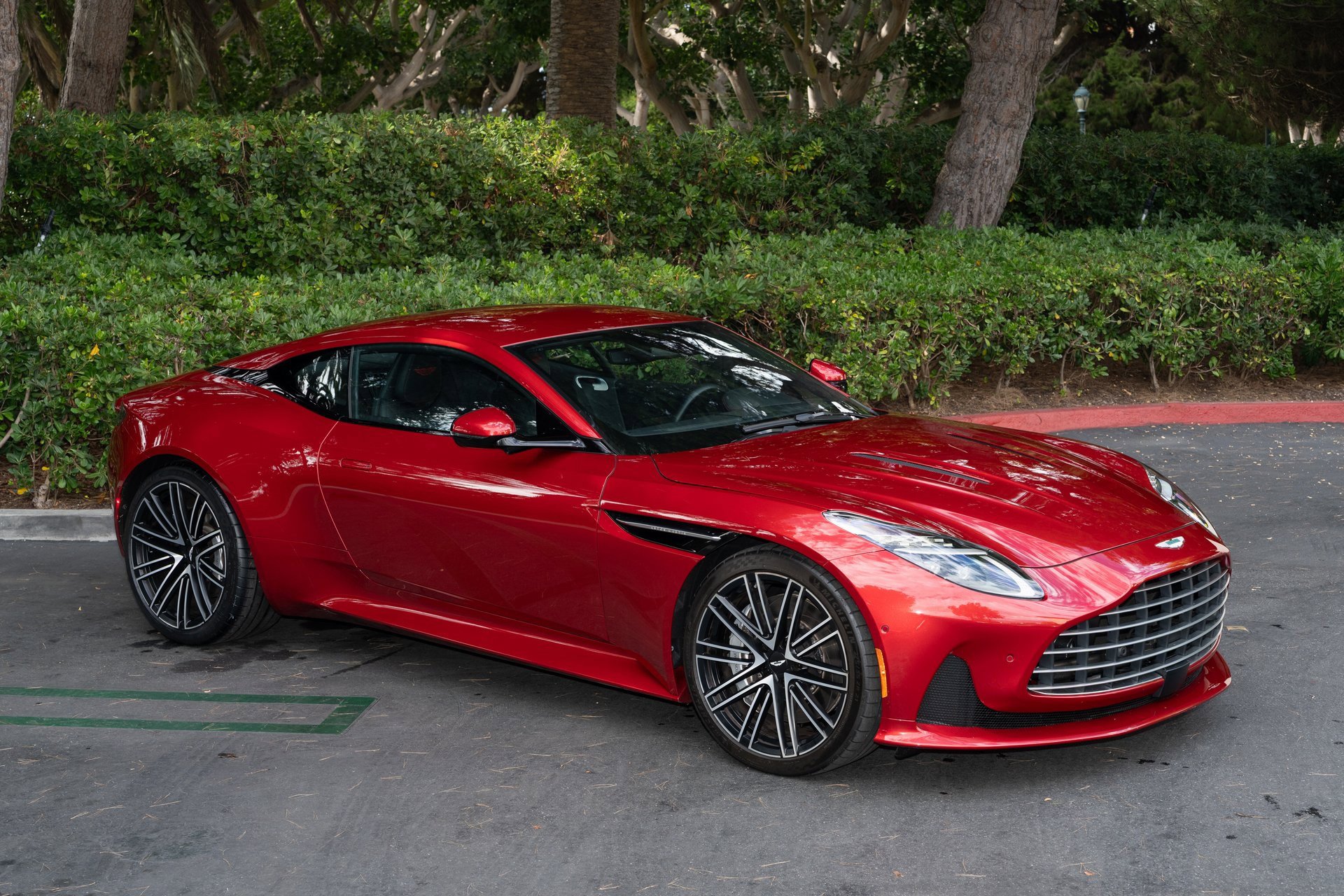 Used 2024 Aston Martin DB12 Coupe image 1