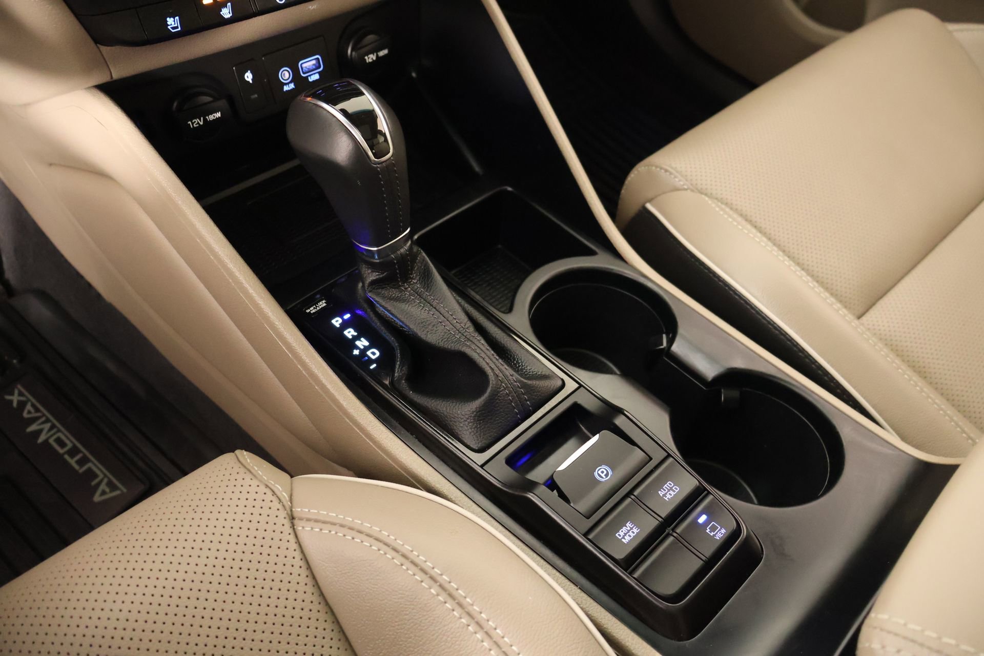 Certified 2021 Hyundai Tucson Ultimate w/ Cargo Package FWD image 9