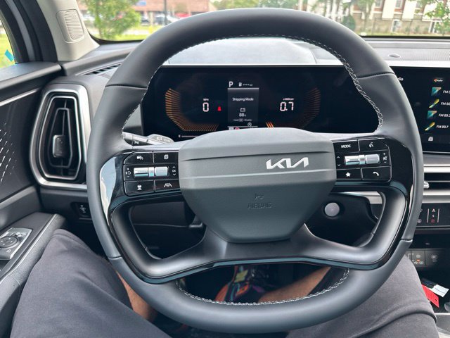 New 2026 Kia Sorento LX FWD image 37