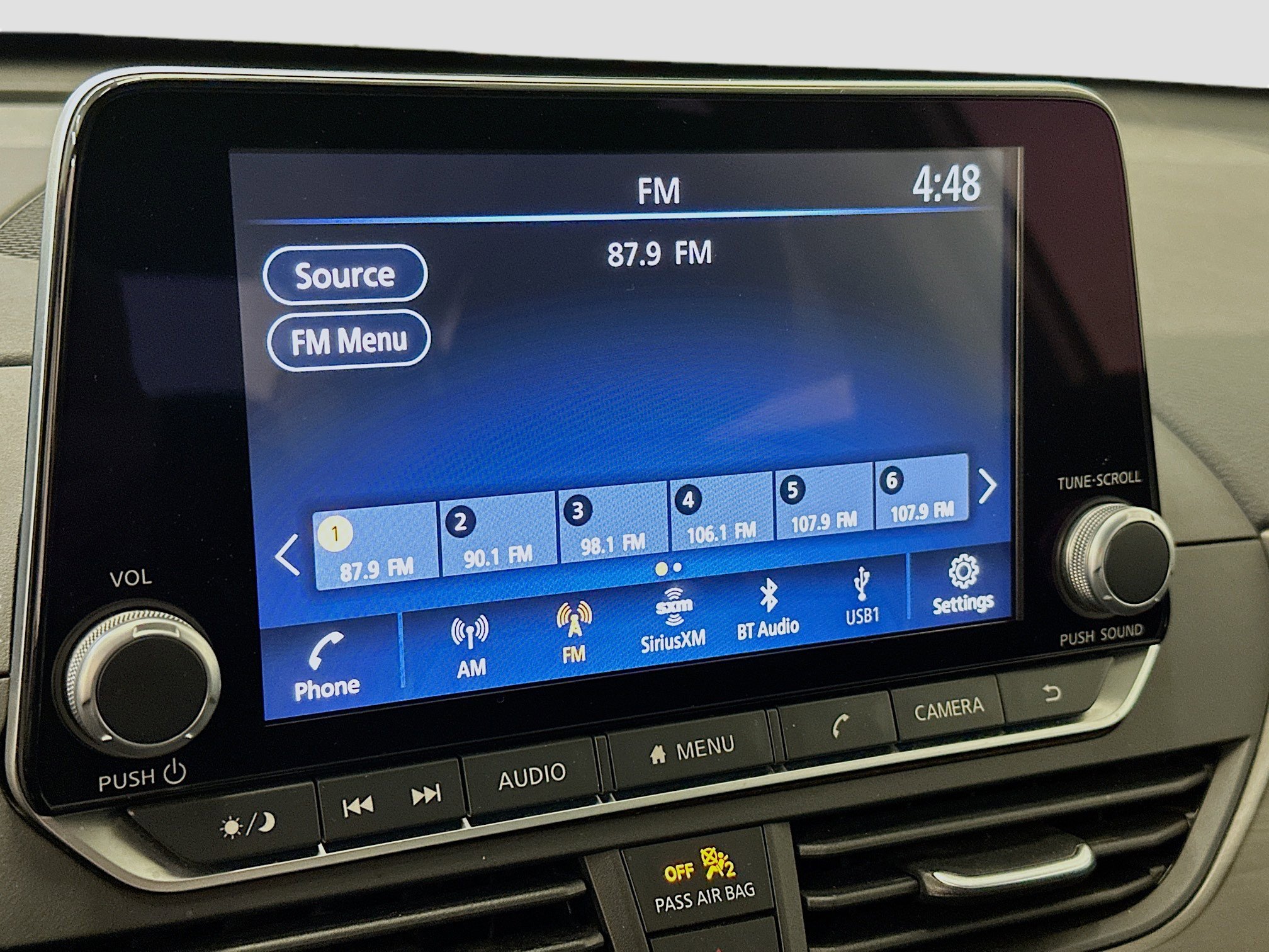 Used 2025 Nissan Altima 2.5 SV image 21