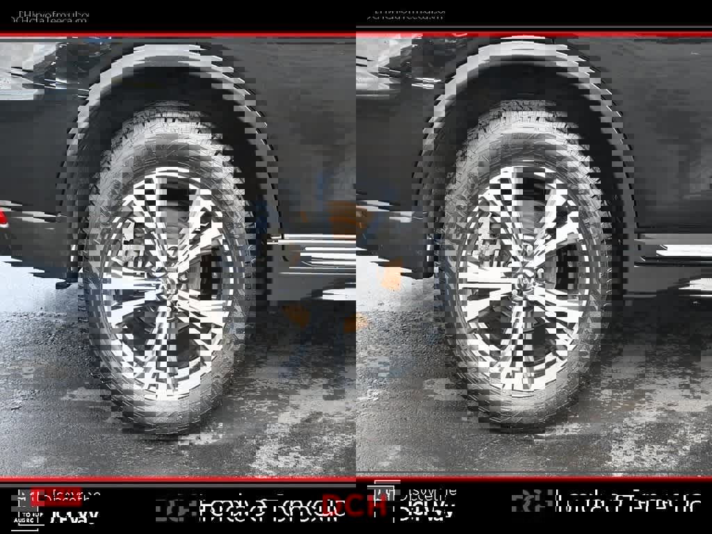 Used 2018 Nissan Rogue SL w/ Premium Package image 23