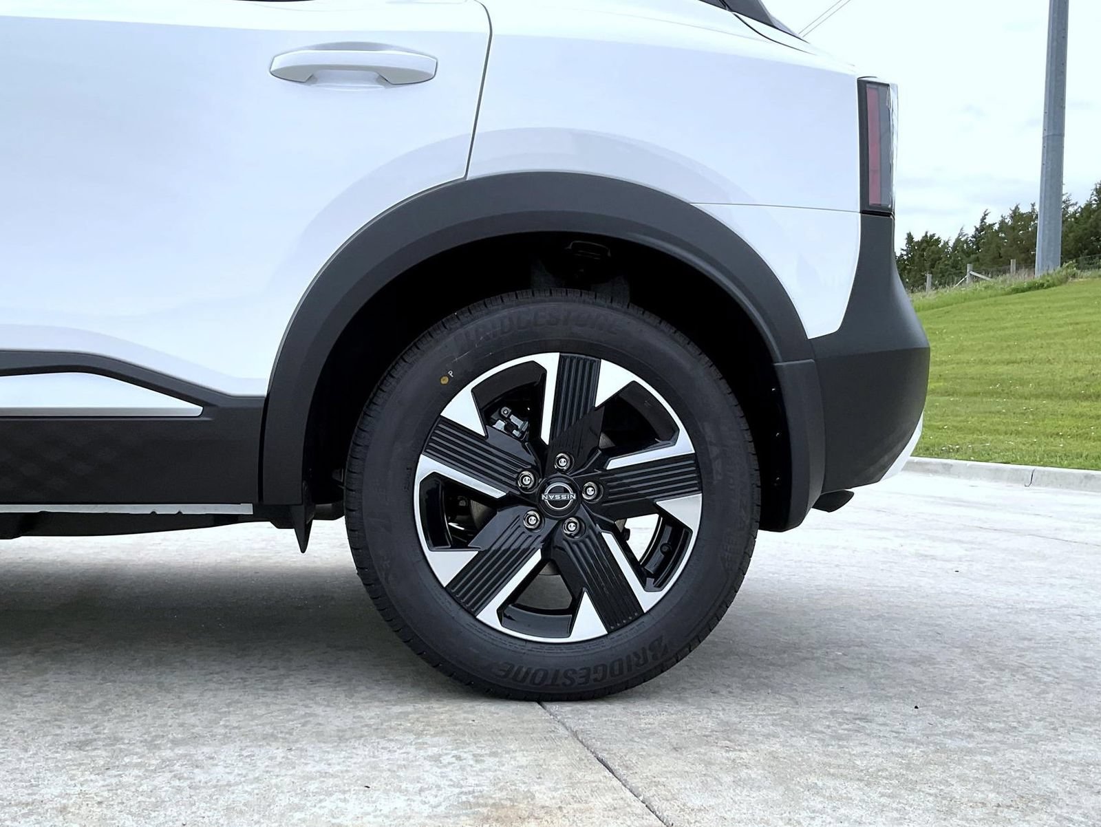 New 2026 Nissan Kicks SV w/ Cold Weather Package AWD/4WD image 23