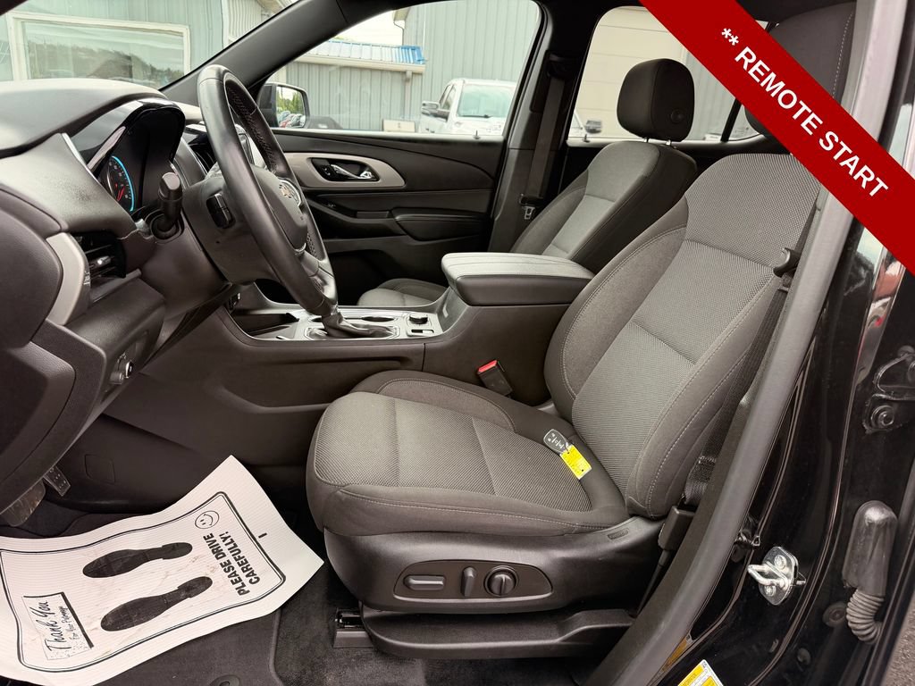Used 2023 Chevrolet Traverse LT AWD/4WD image 11