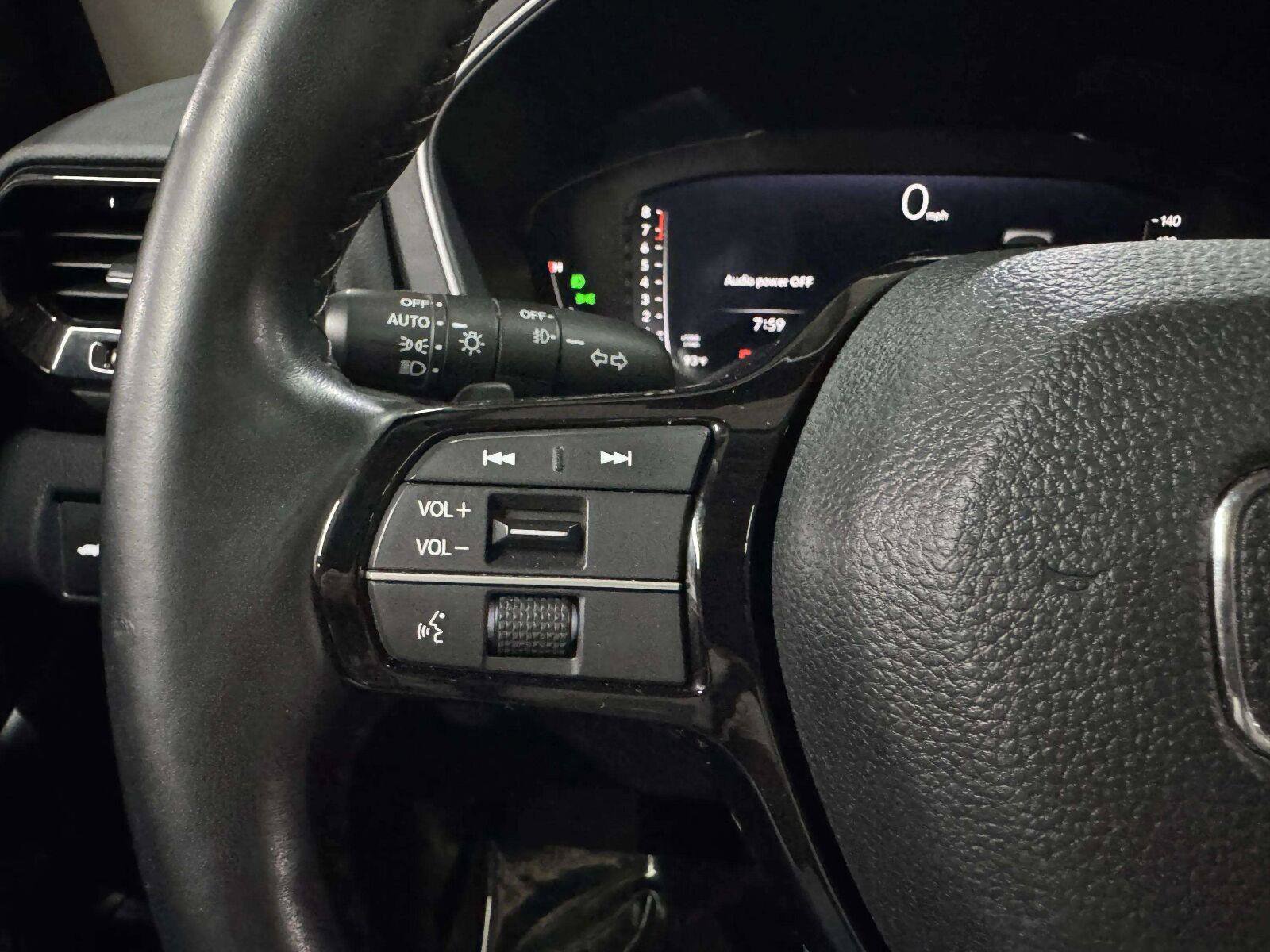 Used 2023 Honda Pilot Elite image 51
