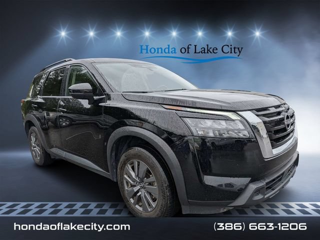 Used 2024 Nissan Pathfinder SV FWD image 1