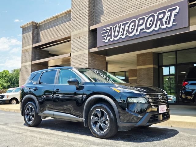 Used 2025 Nissan Rogue SV AWD/4WD image 1