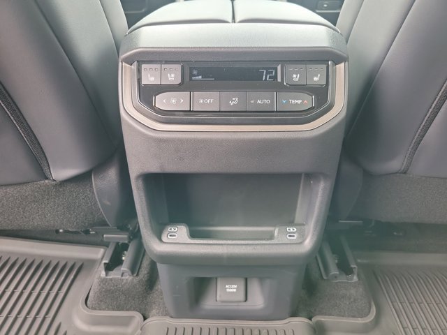 Used 2026 Lexus TX 500h AWD w/ Technology Package image 11