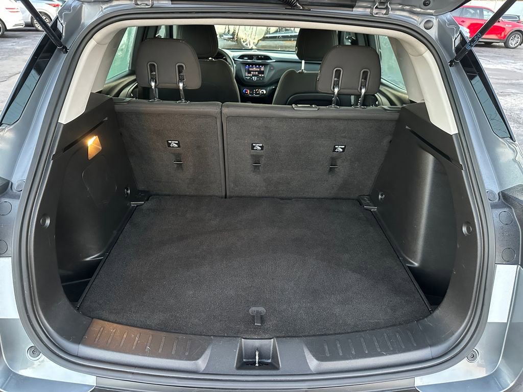 Used 2021 Chevrolet TrailBlazer LS image 23