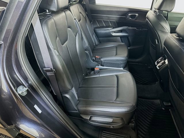 Used 2025 Kia Sorento SX image 15