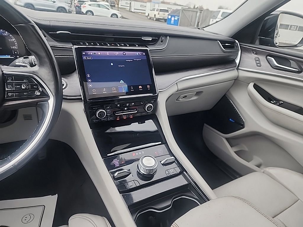 Used 2021 Jeep Grand Cherokee L Overland w/ Luxury Tech Group IV image 27