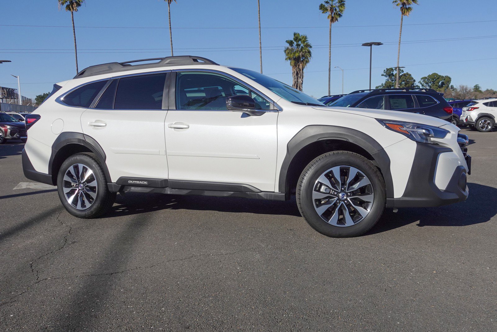 Certified 2025 Subaru Outback Limited image 4