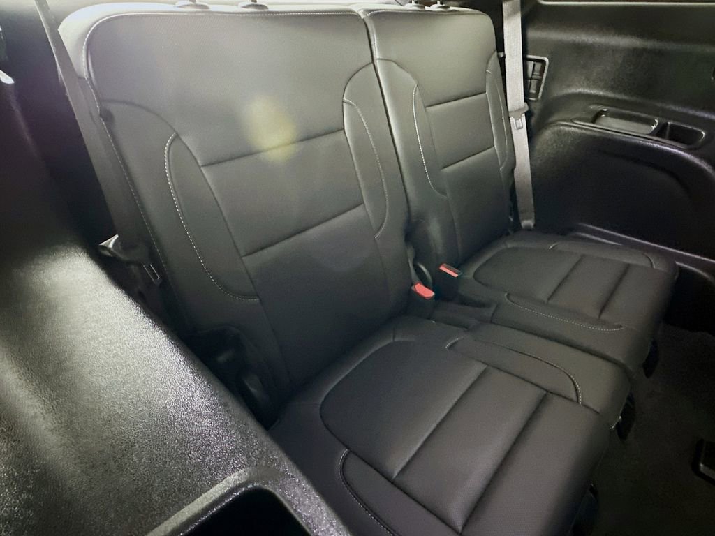 Used 2023 GMC Acadia SLT w/ Trailering Package image 38